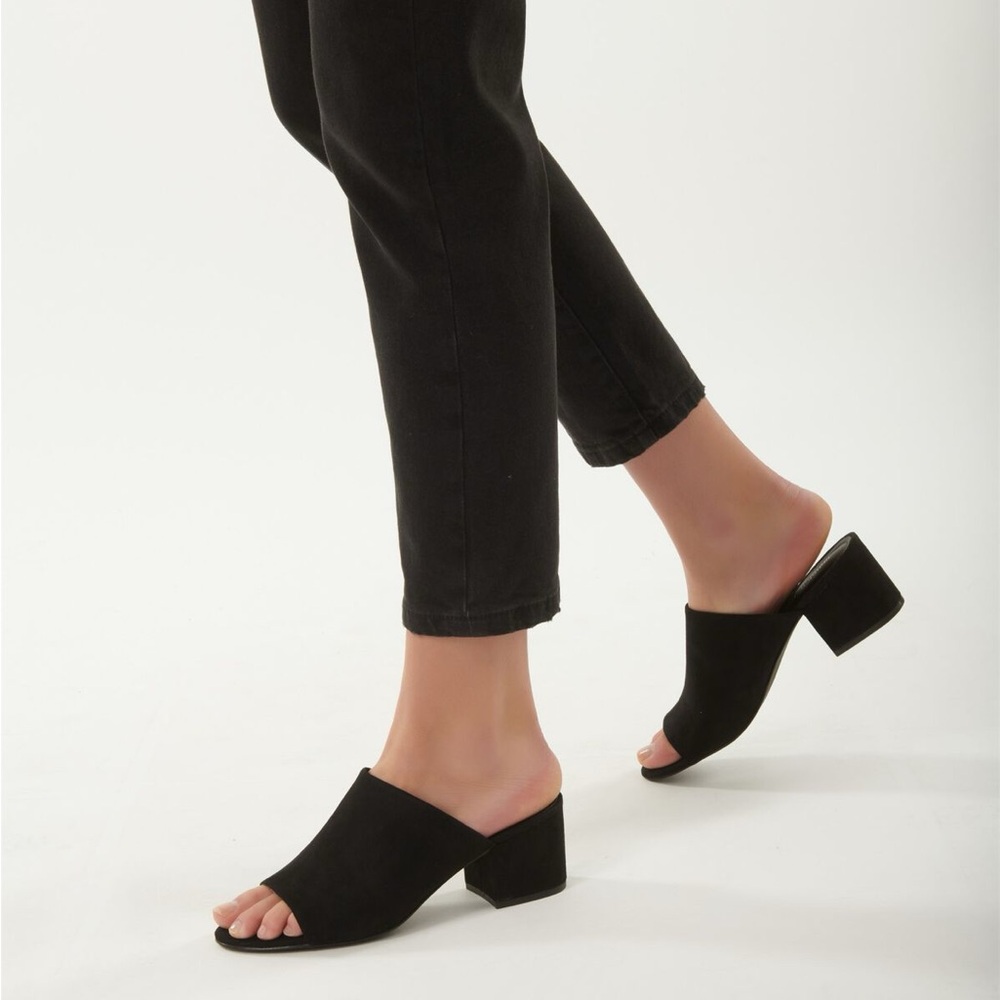 Black Suede Mules Block Heel - Size 8.5 US (fits like 8) Little Burgundy